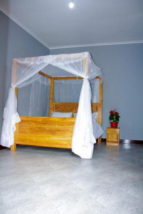 Meuly Family Lodge
